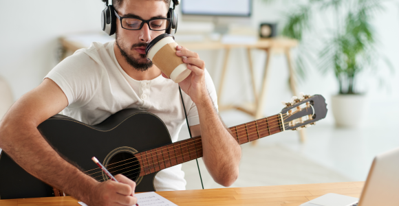 Compondo uma musica com baixo